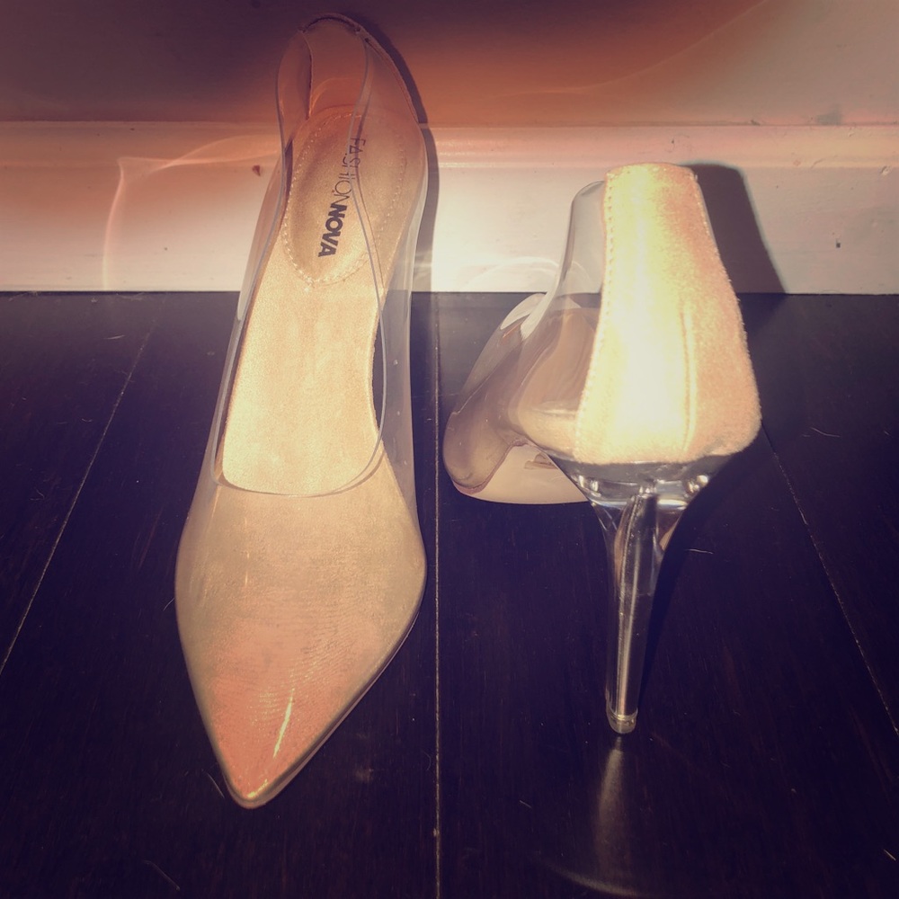 Clear Pumps